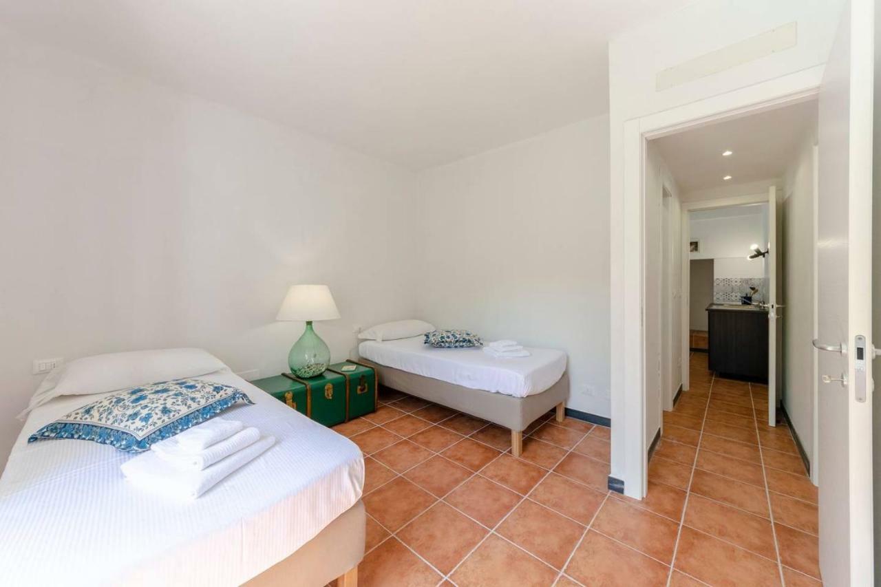 Joivy Family Flat With Little Patio, Cinque Terre Apartment Vernazza Luaran gambar