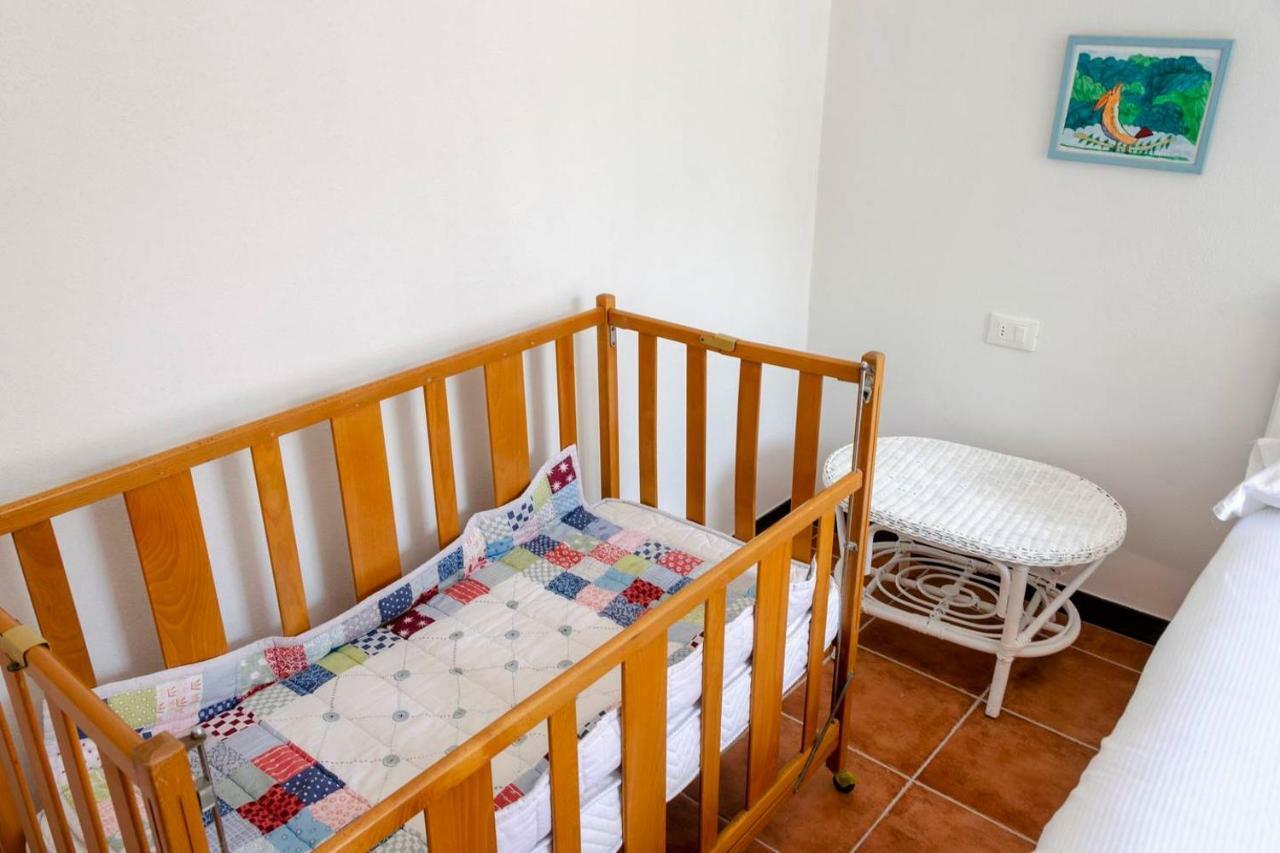 Joivy Family Flat With Little Patio, Cinque Terre Apartment Vernazza Luaran gambar