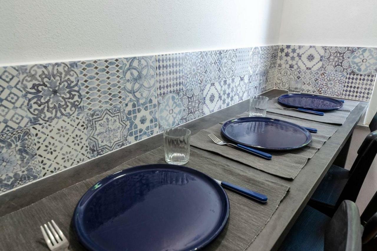 Joivy Family Flat With Little Patio, Cinque Terre Apartment Vernazza Luaran gambar